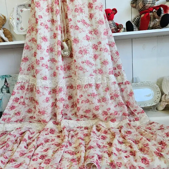 [BUNJANG] H.C.M.II Floral Lace Long Dress / 쉐비플라워 레이스 롱 원피스