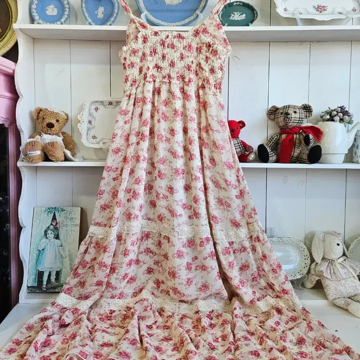 [BUNJANG] H.C.M.II Floral Lace Long Dress / 쉐비플라워 레이스 롱 원피스