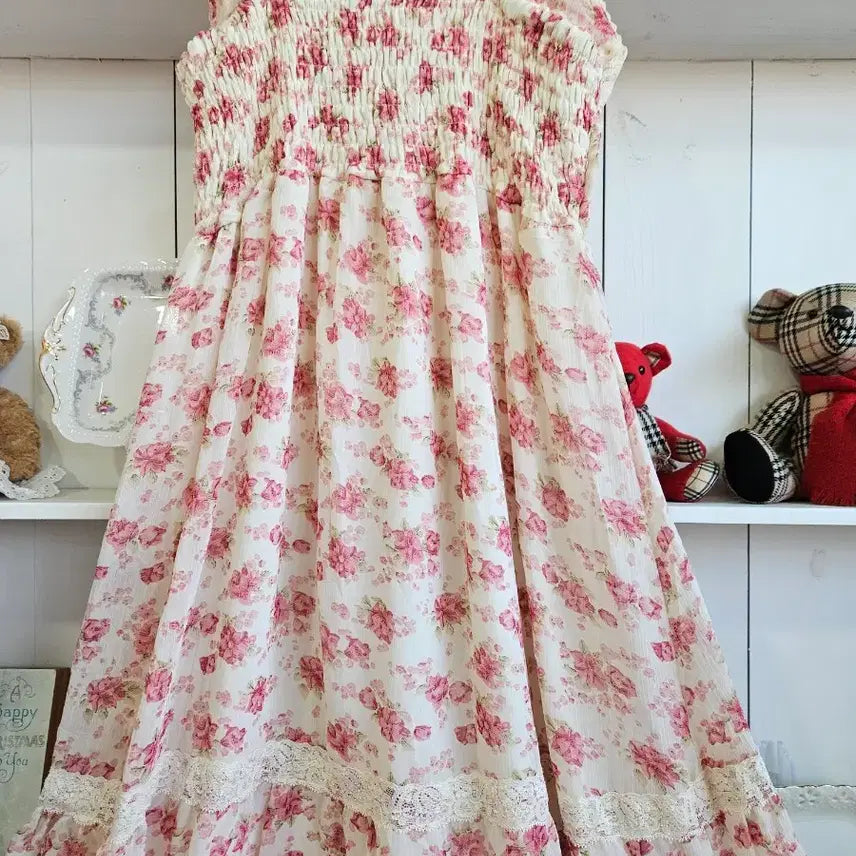 [BUNJANG] H.C.M.II Floral Lace Long Dress / 쉐비플라워 레이스 롱 원피스