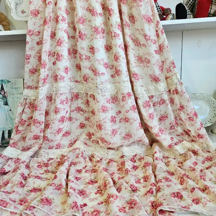 [BUNJANG] H.C.M.II Floral Lace Long Dress / 쉐비플라워 레이스 롱 원피스