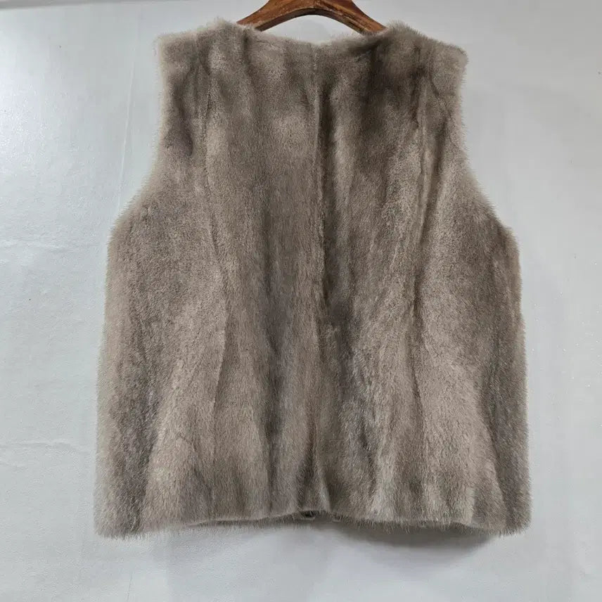 [BUNJANG] Euro Mofi Female Mink Leather Vest / 유로모피) 휘메일 밍크 양가죽 조끼