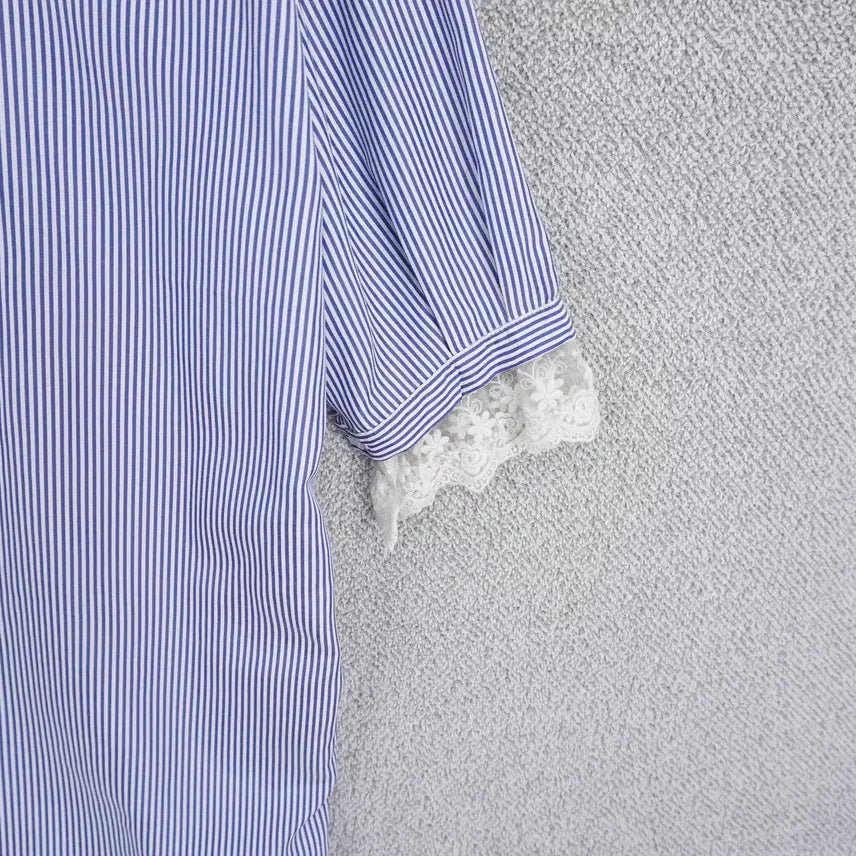 [BUNJANG] Blouson Lace-Trimmed Stripe Shirt Dress / Blouson 레이스배색 스트라이프 셔츠 원피스 free