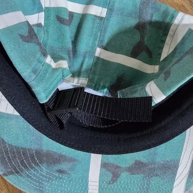 [BUNJANG] Supreme x Damien Hirst Camp Cap / [새상품]슈프림 x 데미안 허스트 캠프캡 화이트 25SS