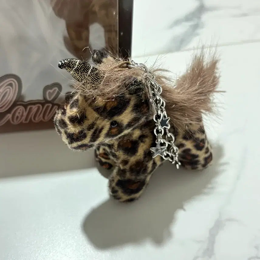 [SOLD OUT] 마뗑킴 포니 키링 투어스 도훈 키링 matin kim 키링