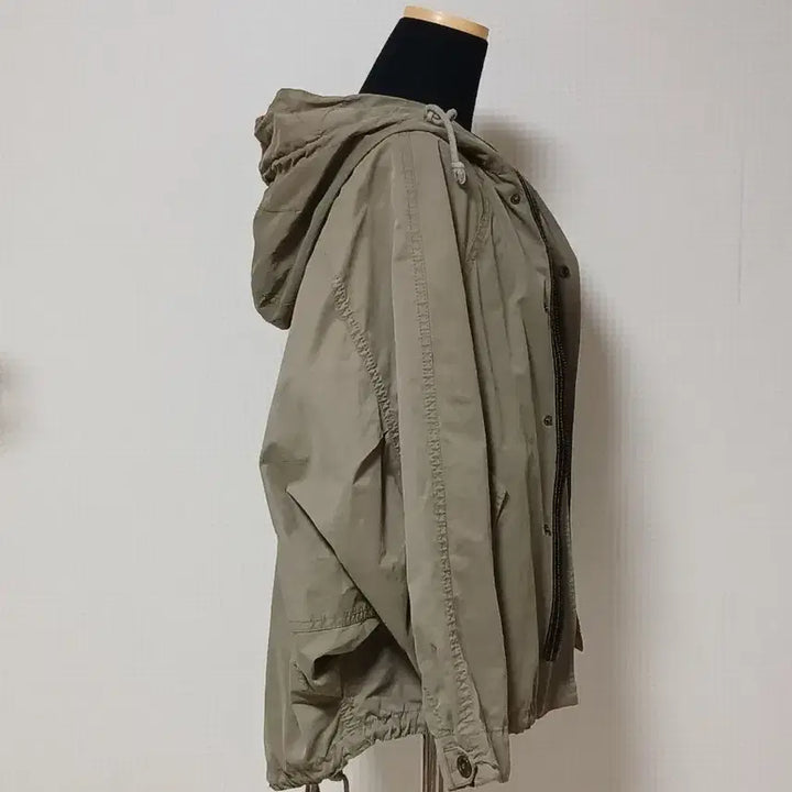 [BUNJANG] Leewitt Loose Fit Hooded Jumper / 르윗  후드 루즈핏 점퍼