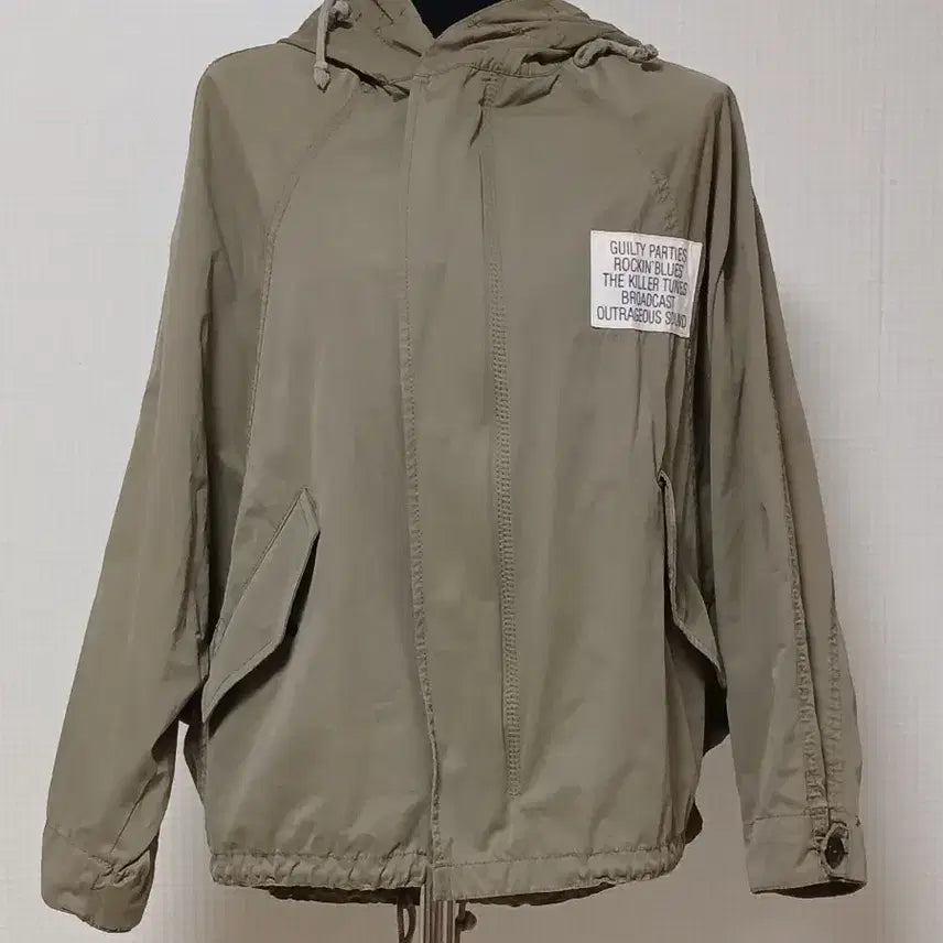 [BUNJANG] Leewitt Loose Fit Hooded Jumper / 르윗  후드 루즈핏 점퍼