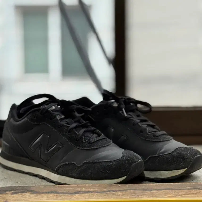 [BUNJANG] New Balance 515 Black Sneakers / 뉴발란스 515 블랙 260mm