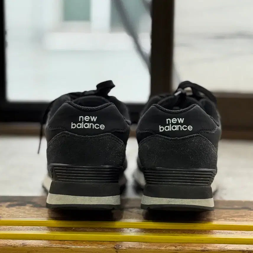 [BUNJANG] New Balance 515 Black Sneakers / 뉴발란스 515 블랙 260mm