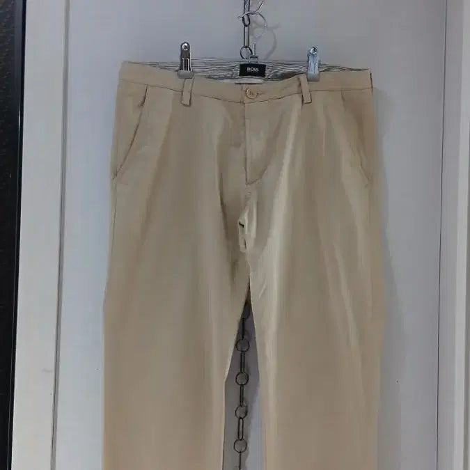 [SOLD OUT] BOSS 휴고보스 베이지 면바지