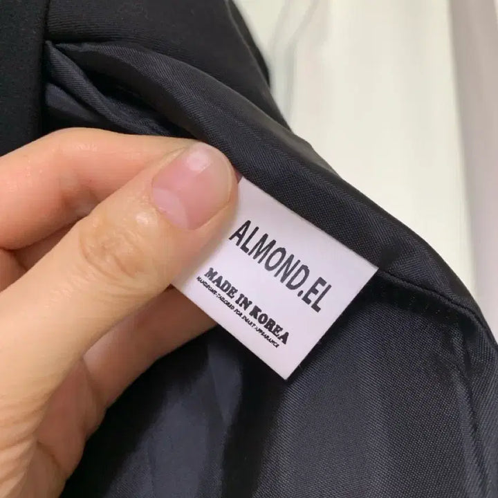 [BUNJANG] Black Tailored Basic Jacket / [착용 1회] 블랙 테일러드 정장 기본 자켓