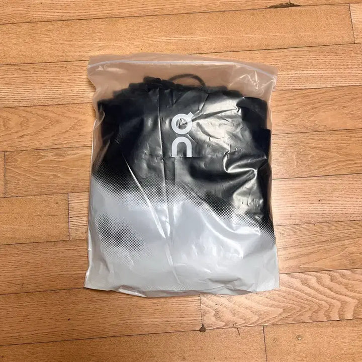 [BUNJANG] ON Running Club Collective Shorts / ON 온 러닝 클럽콜렉티브 반바지 (시착1회)