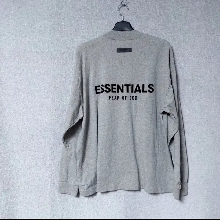 [BUNJANG] Fear of God Essentials Logo Patch T-Shirt / 피어오브갓 에센셜 로고 패치 티셔츠