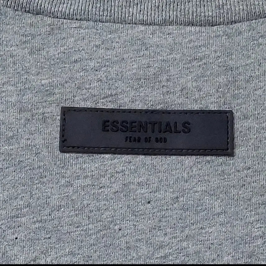 [BUNJANG] Fear of God Essentials Logo Patch T-Shirt / 피어오브갓 에센셜 로고 패치 티셔츠