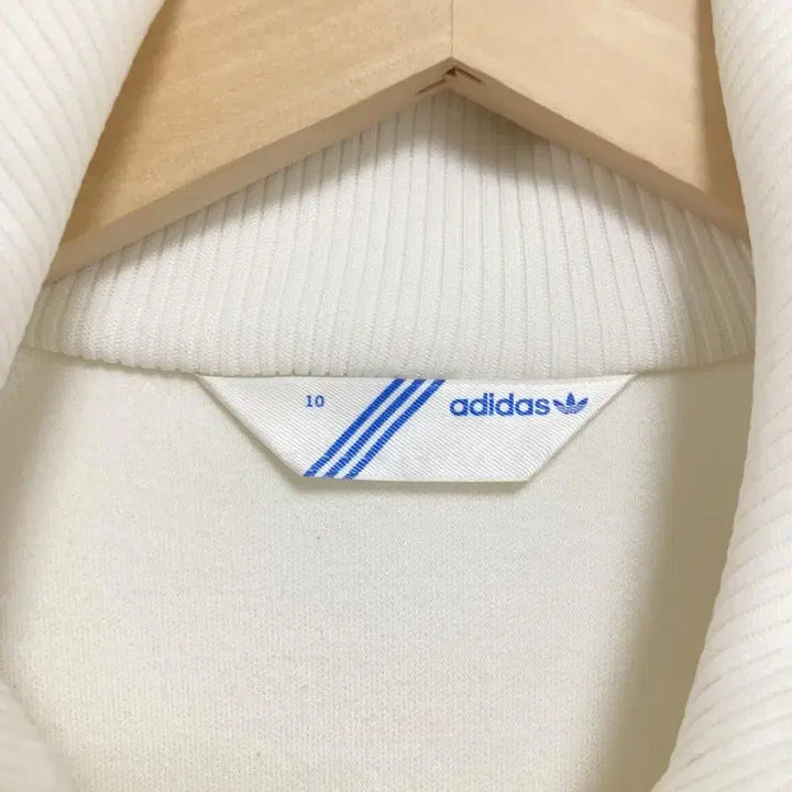 [SOLD OUT] 아디다스 화이트 골드 져지 트랙탑 빈티지 집업 자켓