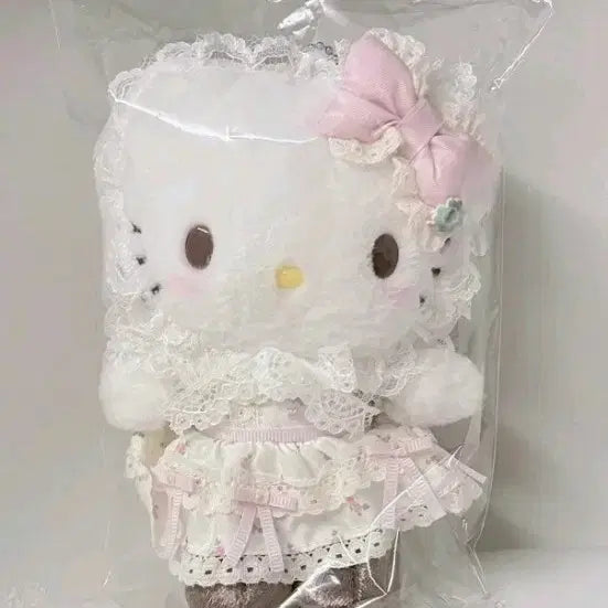[BUNJANG] Hello Kitty Forest Mascot Doll Keyring / 헬로키티 포레스트 마스코트 인형키링