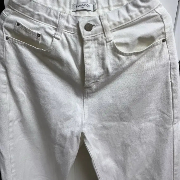 [SOLD OUT] 슬로우앤드 화이트 데님 바지 S
