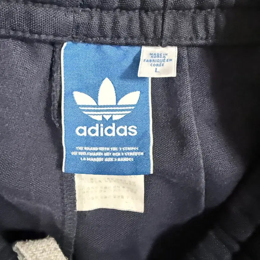 [BUNJANG] 아디다스(adidas) 유로파 트레이닝 팬츠 네이비M / 아디다스(adidas) 유로파 트레이닝 팬츠 네이비M