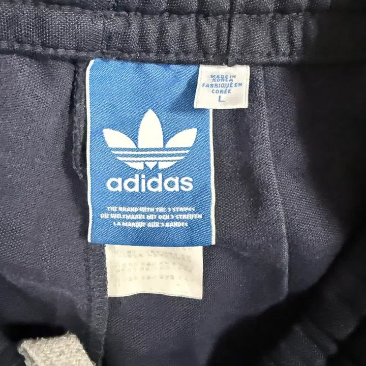 [BUNJANG] 아디다스(adidas) 유로파 트레이닝 팬츠 네이비M / 아디다스(adidas) 유로파 트레이닝 팬츠 네이비M