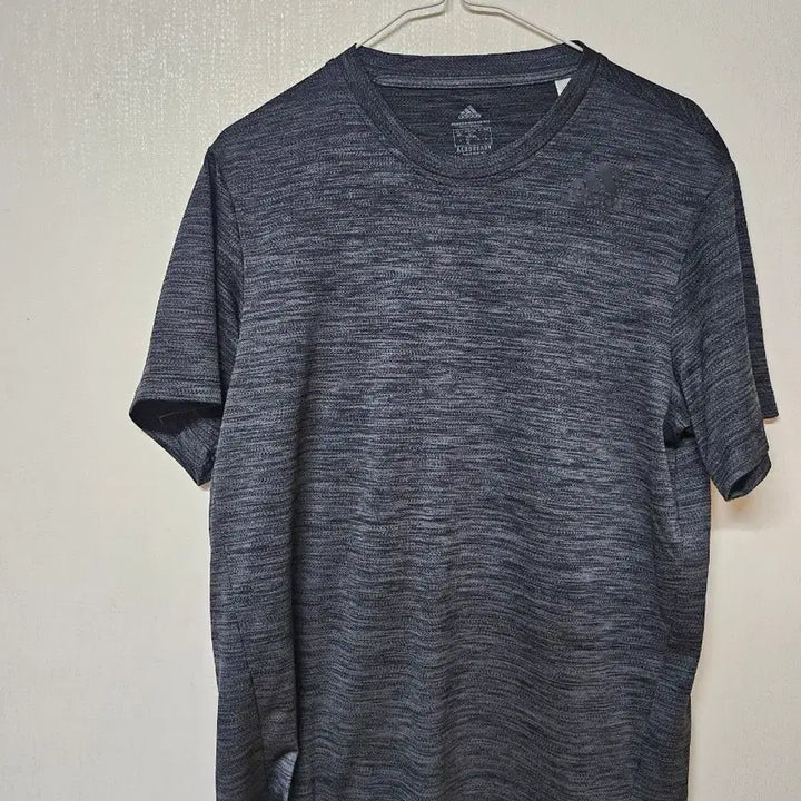 [SOLD OUT] 아디다스 기능성 반팔 티셔츠 블랙 XL