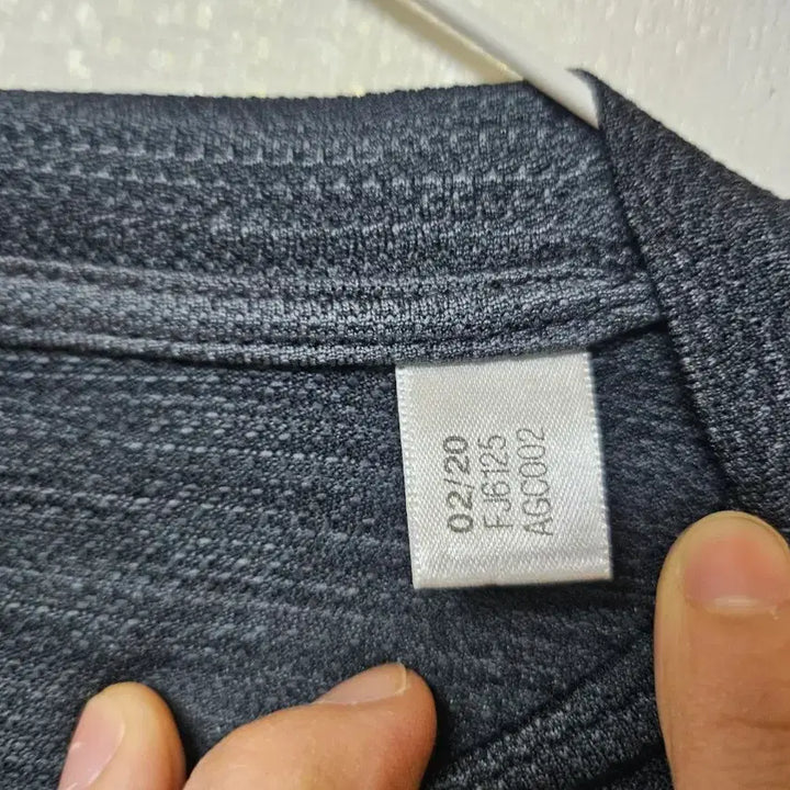 [SOLD OUT] 아디다스 기능성 반팔 티셔츠 블랙 XL