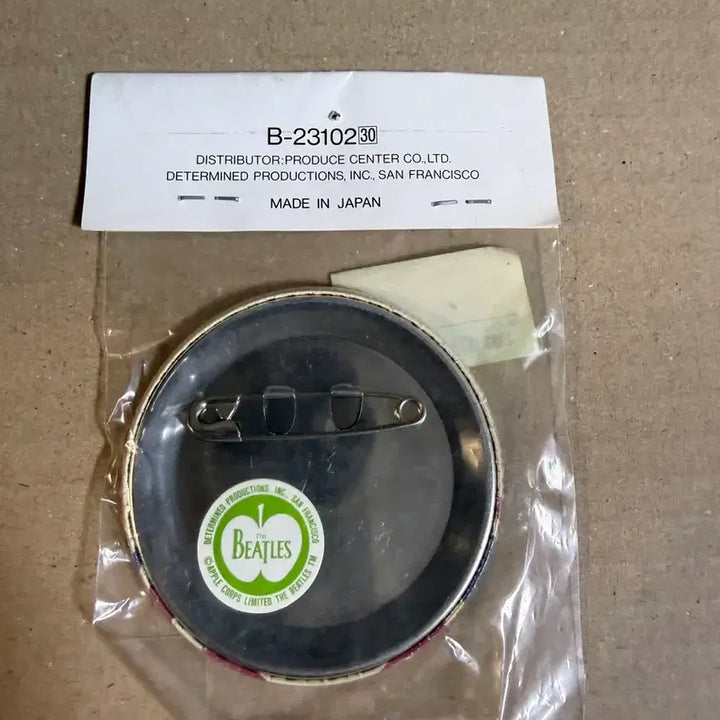[SOLD OUT] (미개봉 새제품) 일본 비틀즈 뱃지 - The Beatles Badge