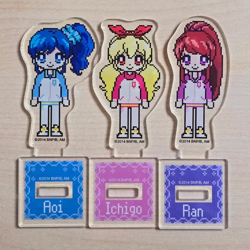 [SOLD OUT] 아이카츠 아이엠스타 미니 도트 아크릴 스탠드 져지 아오이/이치고/란 일괄