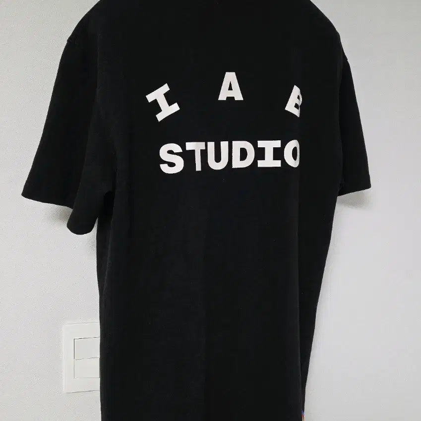 [SOLD OUT] 아이앱스튜디오 IAB STUDIO 10주년 반팔티셔츠 L