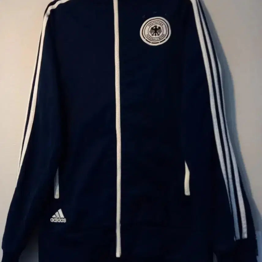 [BUNJANG] Adidas Navy Track Top Jacket / 아디다스 대장급 독일 네이비 남흰 트랙탑 저지 져지집업 85/XS