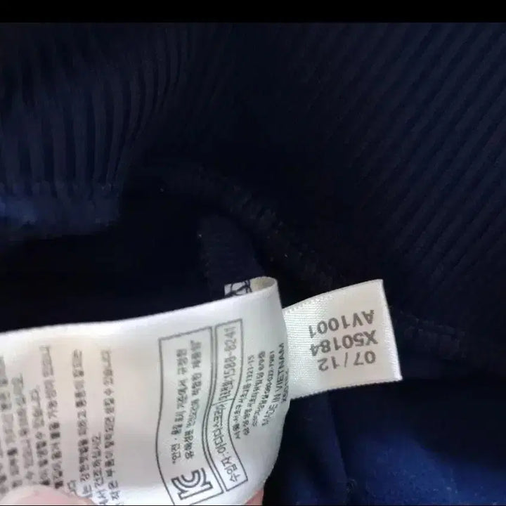 [BUNJANG] Adidas Navy Track Top Jacket / 아디다스 대장급 독일 네이비 남흰 트랙탑 저지 져지집업 85/XS