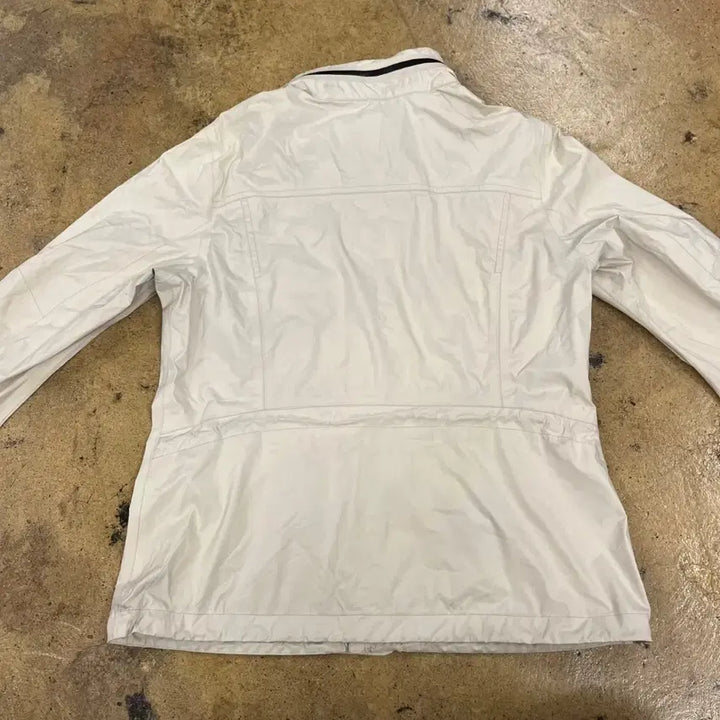 [BUNJANG] National Geographic Beige Windbreaker Jacket / [정품/S] 내셔널지오그래픽 베이지색 바람막이 점퍼