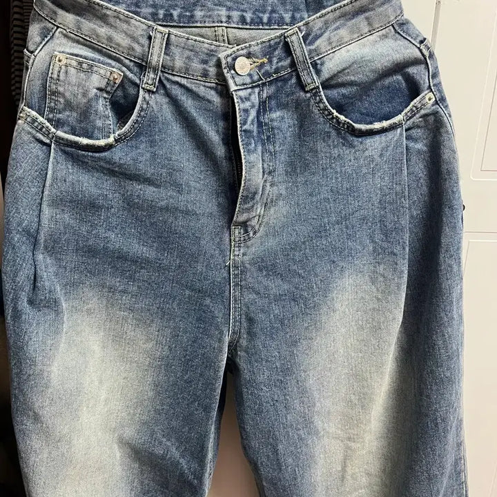 [SOLD OUT] 빈티지 워싱 데님 청바지 벌룬핏 와이드