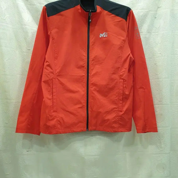 [BUNJANG] Millet Windbreaker Jacket (Red) / 밀레 바람막이 자켓 100 레드