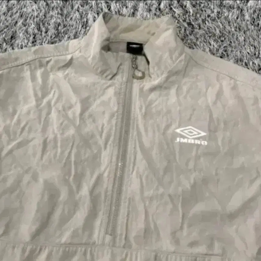 [SOLD OUT] 엄브로 아노락 바람막이 100/L