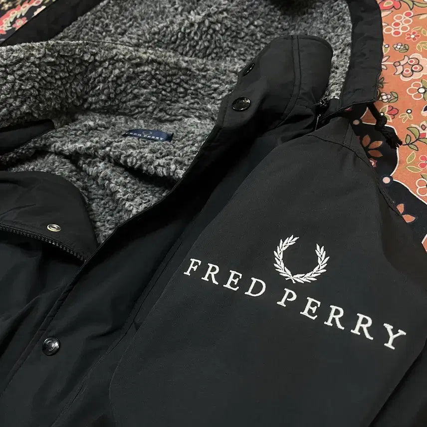 [BUNJANG] Fred Perry Fleece Lined Hooded Long Windbreaker Parka M / 프레드페리 이너 플리스안감 후드 롱 바람막이 파카 M/95