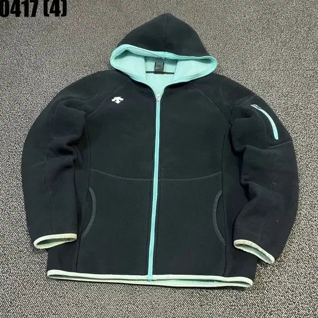 [SOLD OUT] 100 데상트 블랙 후리스 후드 집업 0417(4)