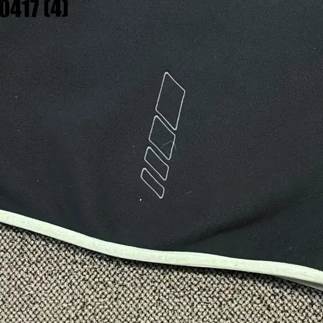[SOLD OUT] 100 데상트 블랙 후리스 후드 집업 0417(4)