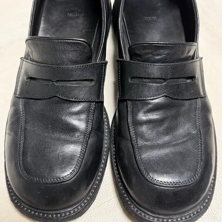 [SOLD OUT] 킨치 500 로퍼 255사이즈