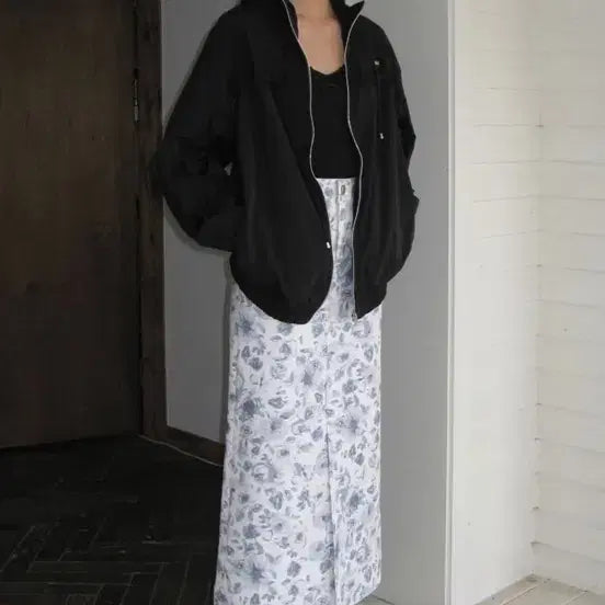 [BUNJANG] Sinoon Rose Printed Skirt (Blue) / (잉화 착용) 시눈 rose printed skirt (blue)