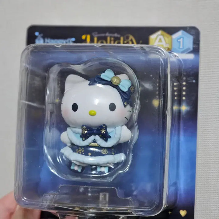 [SOLD OUT] 산리오 홀리데이 쿠지 해피쿠지 A상 키티 피규어 미개봉