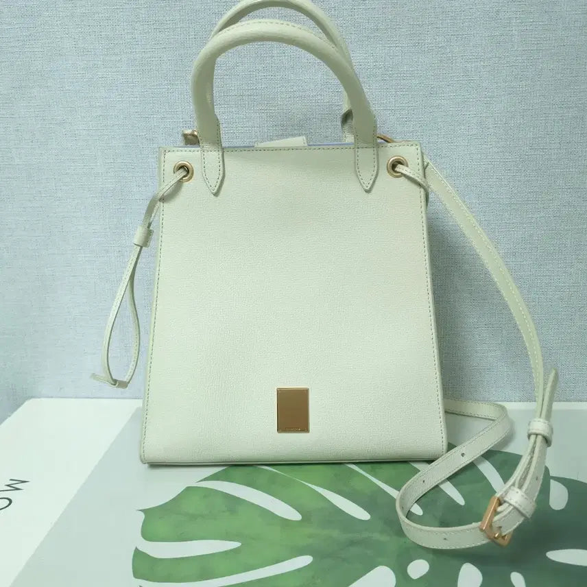 [BUNJANG] Couronne Melia Tote and Cross Bag / 쿠론 멜리아 토드겸 크로스백