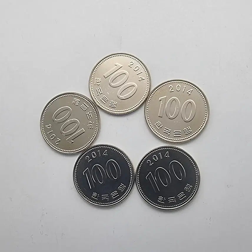 [BUNJANG] 2014 Uncirculated 100 Won Coins (Set of 5) / 2014년 미사용100주화 5개