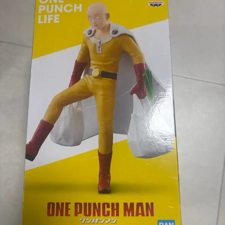[BUNJANG] One Punch Man Saitama Figure / [미개봉] 원펀맨 사이타마 피규어