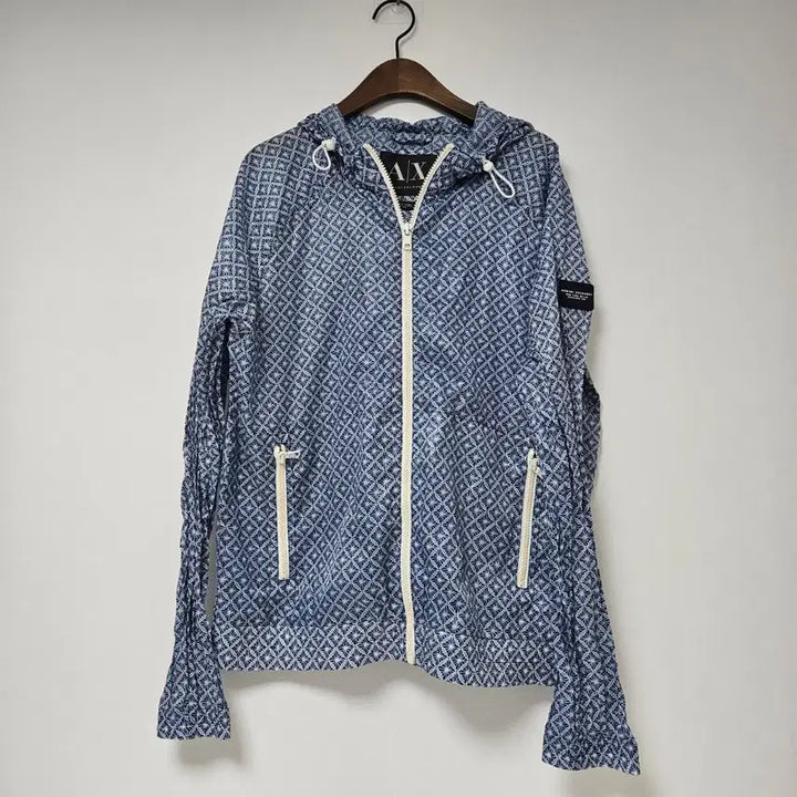 [BUNJANG] Armani Exchange Pattern Windbreaker Jacket / 아르마니 익스체인지 패턴 바람막이 점퍼
