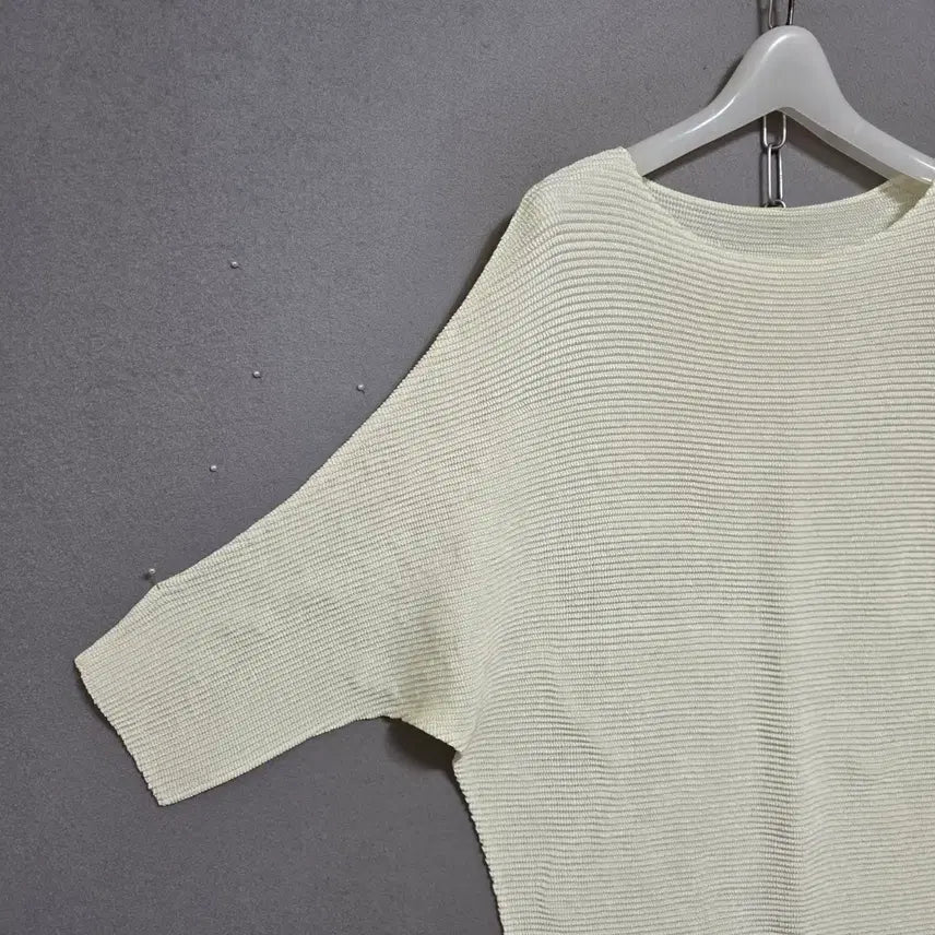 [BUNJANG] Eva Cube Pleated T-Shirt FF / 에바큐브 플리츠 티셔츠 FF    n4719