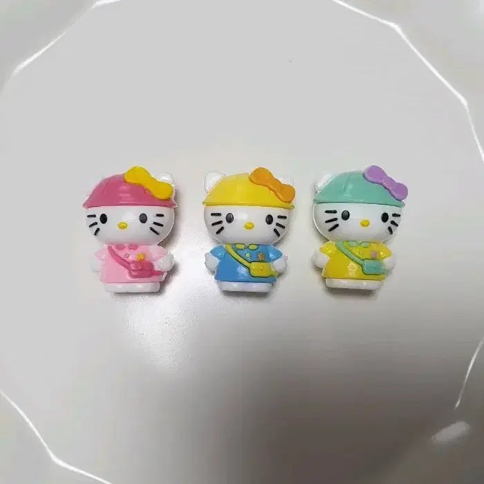 [BUNJANG] Kitty Figure Keychain / 키티 피규어 볼꾸.키링
