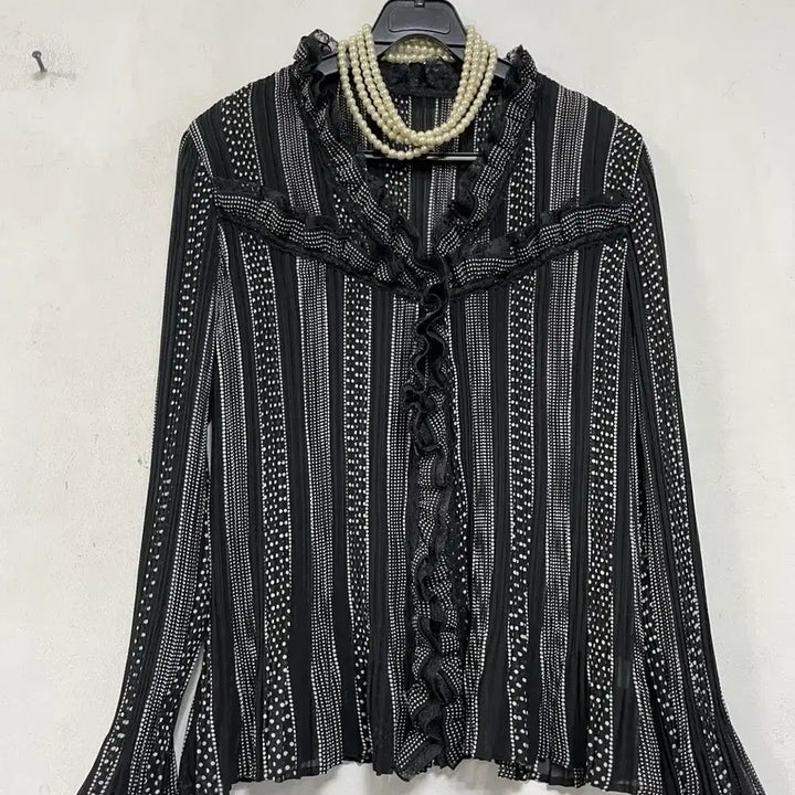 [BUNJANG] T-pleats Lace-Accent Pleated Jacket with Frills / 특가새)N6172 T-pleats 레이스배색 플리츠 자켓.프릴