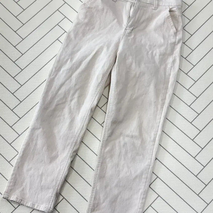 [SOLD OUT] 여자m 스판좋은 오트밀 봄 귀여운 바지