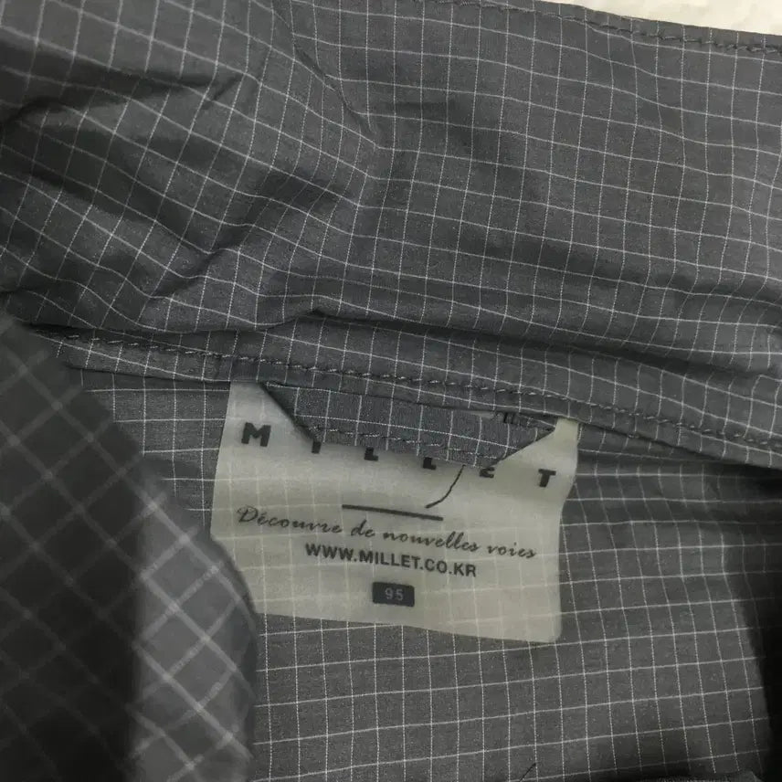 [SOLD OUT] 밀레 경량 바람막이자켓 만원샵 DD17