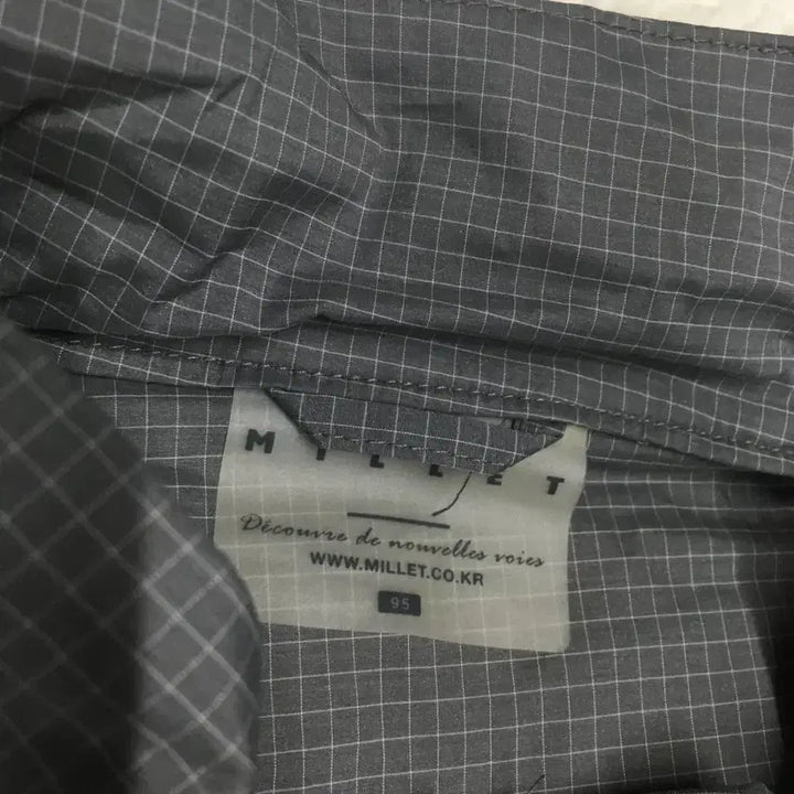 [SOLD OUT] 밀레 경량 바람막이자켓 만원샵 DD17
