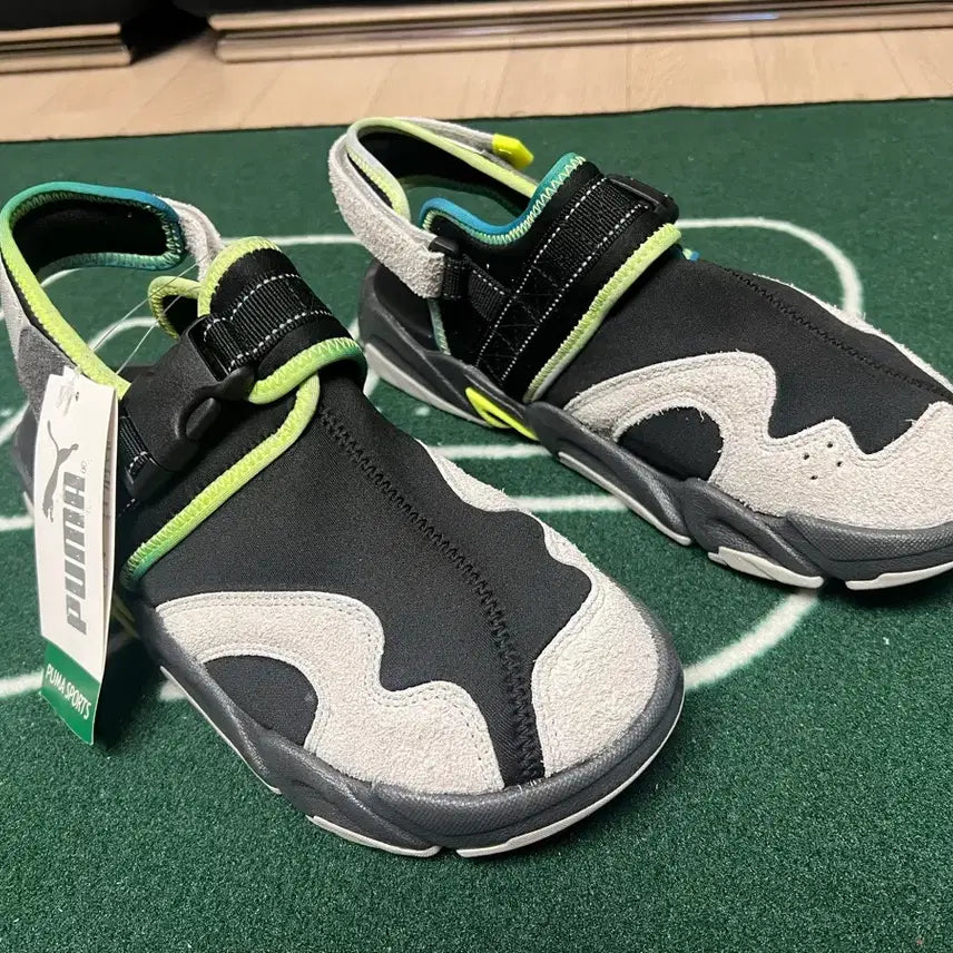 [BUNJANG] Puma PAM Collaboration Multi Sandals / 푸마 x PAM 콜라보 한정판 멀티샌들(새상품)